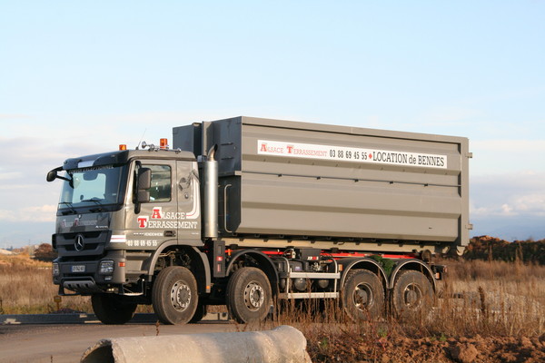 CAMION